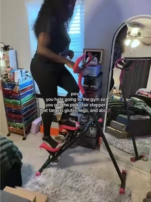 this colorway 🤌🏾 makes working on so much easier as a stay at home mom 😮‍💨 @Yagud #stairstepper #legworkout #athomeworkout #glutesworkout #homegym