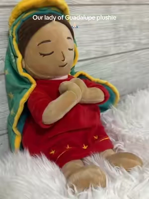 @Yelakey #tiktokshopcreatorpicks #virgendeguadalupe #mothermaryplushie #ourladyofguadalupe 