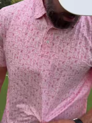 Even if your game is off, Maelreg will keep you looking good! - #summerwins #golf #golfpolo #golflife #golftiktok 