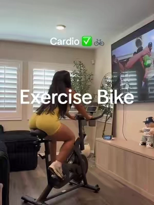 In reality I wanna chug that Buchanan bottle..jk jk #exercisebike #homeworkouts #fyp #paratiiiiiiiiiiiiiiiiiiiiiiiiiiiiiii 