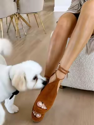 These heels make my legs so unreal!!!!#heels #highheels #SohoChic #tiktokshopbacktoschool #WeeklyDeals 