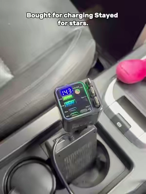 Even if the charge were slow, the stars alone would be worth it ✨ #CarCharger #StarLight #NightVibes #RoadTrip #gadget 