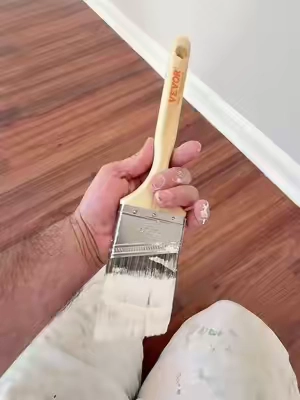 Stock up without breaking the bank. With 12 brushes in one box, you’ll always have a fresh brush ready for your next project. #PaintingTools #vevor #vevorttshop #paintbrushes #painter 