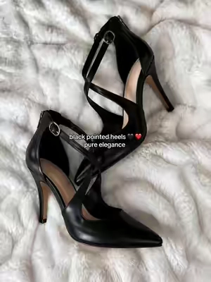 Nothing beats classic black pointed heels for elegant looks #heels #highheels #SohoChic #tiktokshopcreatorpicks #tiktokshopbacktoschool 