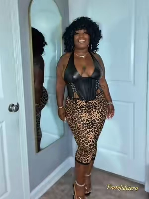 Too cute 🥰  #OOTD #capris #corsettop #tiktokshopsummersale #summervibe 