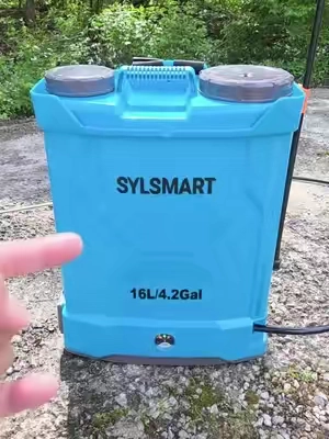 #backpacksprayer #sprayer #lawnwork #yardwork #gardenwork 