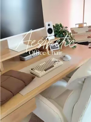 POV: the office chair that makes your desk setup look 10x cozier. 🤍✨ I wasn’t expecting it to be this comfy… the pull-out footrest was the plot twist. Which feature would you use most? 👀 #officechair #cozydesksetup #dowinx #deskchair #cloudchair @Dowinx 