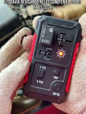 Cuando algo eléctrico falla, el taller te dice “circuito complejo” y te cobra cientos. Prueba este probador de relés inalámbrico. #WirelessRelayTester #ElectricalSystem#calor #taller #enelgaraje 
