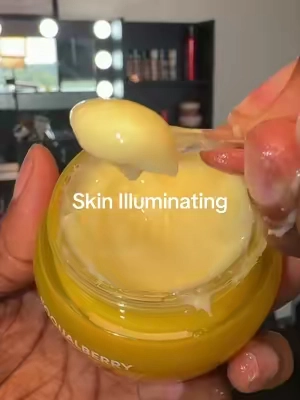 I’ve been applying the EQQUALBERRY Vitamin Illuminating Duo on my chest to help with dryness, tightness, and uneven texture. The serum starts breaking down the rough areas that make the skin look dull, and the cream adds moisture without leaving residue. With consistent use, my chest looks smoother, clearer, and more even. #EquallberryGlow #ChestCareRoutine #TextureCare #VitaminIlluminatingDuo #DailyHydration