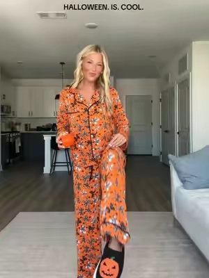 HALLOWEEN IS COOL!!!!!! 🎃 #halloween #halloweenpjs #hallowenparty #halloweeniscool #spooky 
