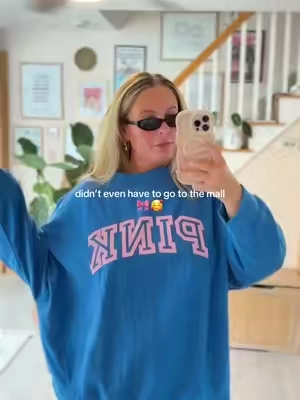 it’s so soft + comfy too 🎀🥰 #pink #vspink #mockneck #oversizedmockneck #midsizeoutfit 
