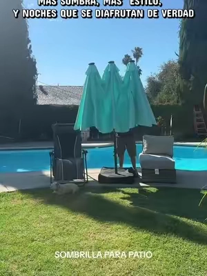 ☀️ El toque que convierte tu patio en el lugar favorito de todos. • Cobertura extra amplia, como tener tres sombrillas en una. • Gira 360° para disfrutar sombra donde la necesites. • Luces LED con paneles solares para crear un ambiente increíble al anochecer. • Base reforzada con sacos de arena para mayor estabilidad. • Fácil de armar y disponible en varios colores. #PatioGoals #SummerMustHave #OutdoorLiving #BackyardUpgrade #TikTokShop