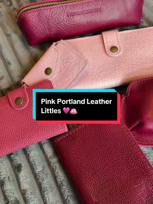 Because how can you go wrong with PINK LEATHER?! 🩷👛 #leatherwallet #leathermakeupbag #pink #ilovepink #pinkismyfavoritecolor @PORTLAND LEATHER GOODS 