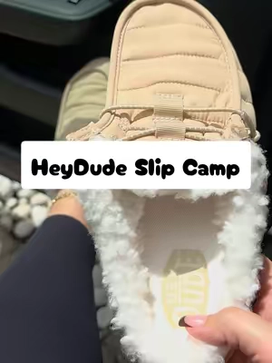 🧸feels like a teddy bear wrapped around your feet! the coziest slip on for Fall 🍁 @HeyDude #cozyshoes #cozyslippers #fallshoes #sliponshoes #slippers 