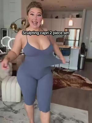 Super soft and stretchy on, has adjustable straps😍 5’9 225lbs X-Large 