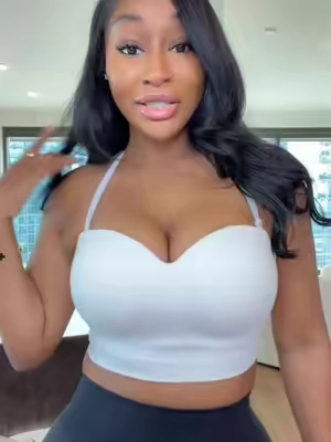 SHAPELLX Bare Essentials AirSlim VersaFit Seamless Strapless Non-slip Wire-free Versatile Back Smoothing Bra #bra #wirefree #straplesstop #straplessbra 