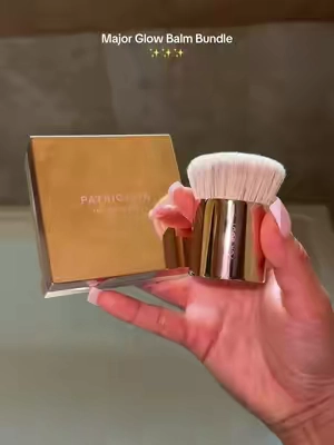 It smells divine too✨🐆🖤 @Patrick Ta Beauty #TikTokShopCreatorPicks #reynaxluna #patricktabeauty #patrickta #patricktamajorglow 