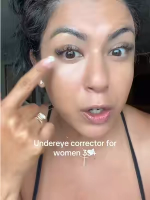 I’ve realized after 40, undereye correctors SHOULD ONLY be skincare ones! #mommakeup #undereyecorrector #undereyebrightener 