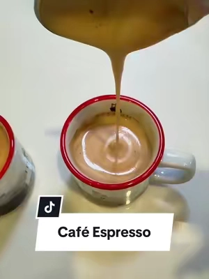 Cafetera Espresso. #cowsar #cafeteraespresso #espressomachine #cafecubano #cafetera 