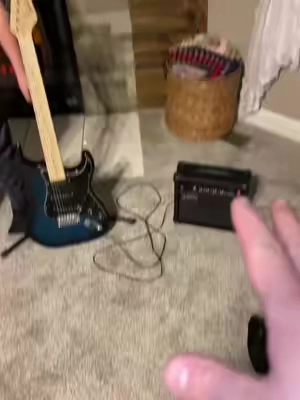 Great Gift for Future Guitar Players 🎁🎸 #BeginnerGuitar #ElectricGuitar #GuitarTok #LearnGuitar #GuitarPlayer 
