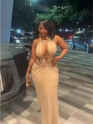 Tall girl friendly 🔥I’m 5’9 wearing medium #vacationdress #datenightdress #summerdresses #tallgirlfriendly #maxidress 