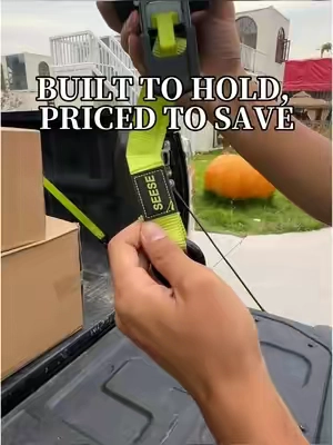 Smooth as pulling a seatbelt! Retracts automatically to avoid clutter. Perfect for trucks and camping! 🏕️⛓️ #ratchetstraps #LifeHack #tiedowns #tiktokshop #fyp