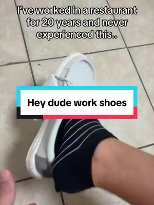 #hospitality #restaurantlife #slipresistant #heydudeshoes #restaurantworker 