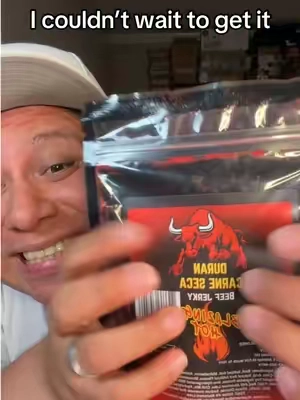 @Duran Carne Seca just dropped their new flavor of their carne seca and it’s soooo good. If you see that TikTok shop cart run and get it before they sell out. #snacktok #durancarneseca #beefjerky #carneseca #bazinghot 