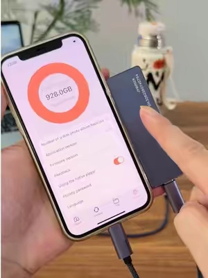 25000 photos.500hours of video.All in one tiny device#DealsForYouDays #SummerWins #flashdrive #memory #phonestorage