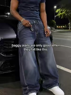 the shape is crazy #baggyjeans #baggypants #widelegpants #streetwear #fyp 