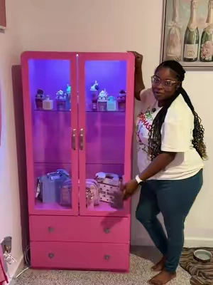 The pink and purple ones are disappearing FAST. 😩💗 #perfumestorage #perfumecollection #homeorganization #organizationideas #luxuryaesthetic 