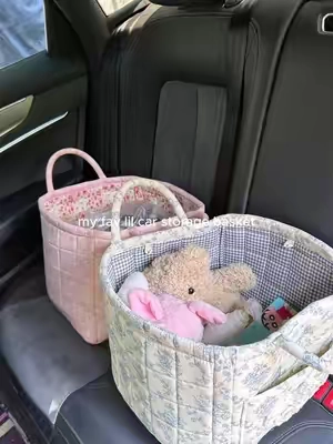 This quilted tote bag really holds all my everyday stuff,and I keep one in my car too –super practical and cute #storagebasket #homeorganization #CleanTok #aesthetichome #titokmademebuyit 