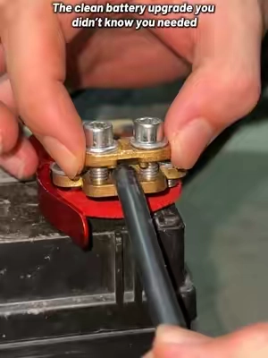 Clean up your battery connections with a 4-way terminal upgrade. Keep multiple accessories organized with separate connection points, easier maintenance, and a cleaner setup for cars, trucks, RVs, and more.#BatteryTerminal#BatteryConnector#CarWiring#TuckAccessories#DIY 
