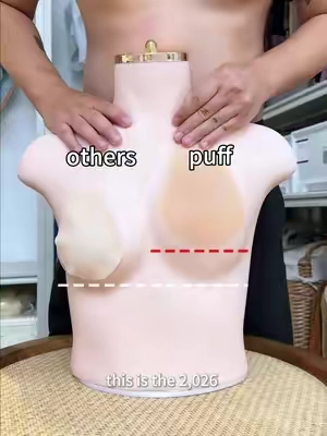 Lift your breasts in one second. Super invisible, water will not affect the stickiness. #puff #stickybra #fyp #foryou #lifting