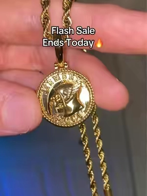 The GLD Memento Mori coin pendant is actually discounted today 🔥