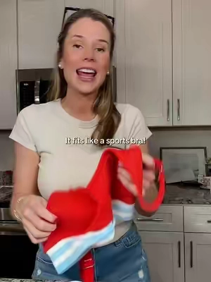 It fits like a sports bra! #bikini #tiktokshopcreatorpicks 