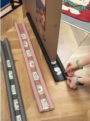 Sientucasalaspuertastienengrandesrendijasdebajo,quedejanpasarelvientoyelpolvo,¡pruebaestatirasellanteparadebajodelaspuertas!Esfácildeinstalarybloqueaelvientomientrasaíslaelruido.#tiktok#tiktokshop#tiktokshoprestock#tiktokshopholidayhaul#tiktokshopsummersale 