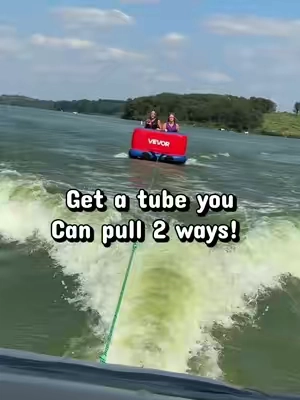 Get a tube you can pull 2 ways! #lake #boatlife #watertubing #tubing #lakelife 