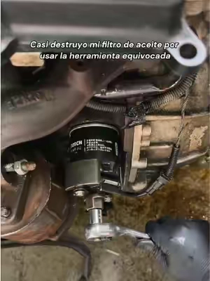 Quita filtros de aceite difíciles sin resbalones ni daños con esta llave ajustable de extracción. Su agarre firme ayuda a remover filtros spin-on de 60-80 mm rápidamente, perfecta para cambios de aceite en casa y reparaciones automotrices.llave filtro aceite ajustable, herramienta quitar filtro aceite, oil filter wrench, herramienta mecánica, accesorios automotrices#DealsForYouDays #SummerVibes #mecanico #cartools #autoreparacion
