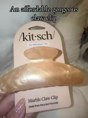 @Kitsch how stunning is this claw clip?? #clawclip #kitsch #hairaccessories #falldealsforyou 