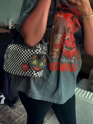 #purse #crossbodybag #smallbag #irisandrainbow 