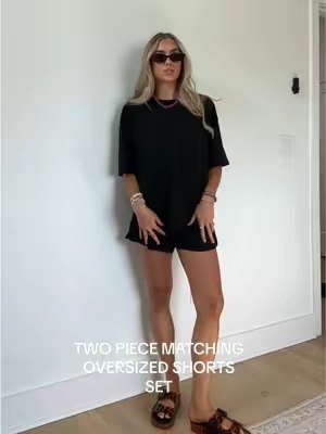 the best simple outfit you have in your closet and can rewear over and over with different accessories to get a different vibe the perfect oversized fit 5’4/xs  #matchingset #twopieceset #matchingshortsets #everydayoutfit #summermatchingsets @Uaneo 