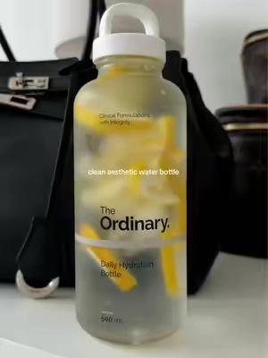 #theordinary #waterbottle #cleanaesthetic #glasswaterbottle 
