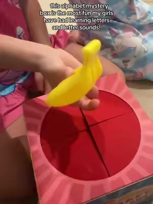 #learningalphabet #learning #kidsactivities #phonics #tiktokshopcreatorpicks 