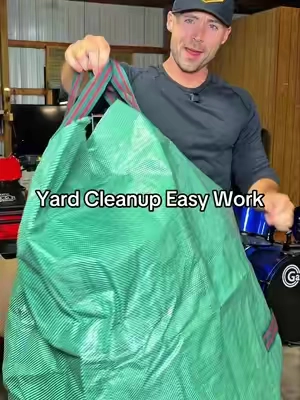 #yardwork #leafpile #gardening #yardworkhack #leafs 