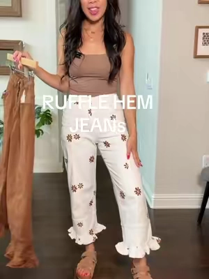 Cute ruffle hem jeans in solid and floral colors - cute, stretchy, and fun 🌼🤎🌼🤎 #rufflehem #cutejeans #widelegjeans #brownjeans #stretchyjeans 