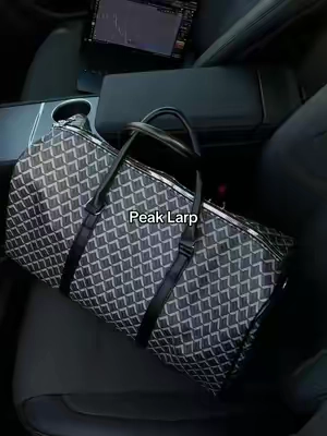 Genuinely tuff  #duffelbag #goyard 