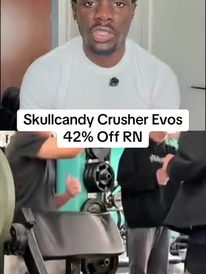 Gotta hurry! #skullcandy #crusherevos #headphones 