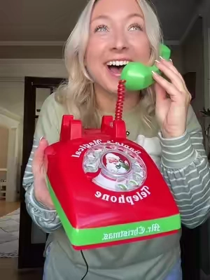 a direct line to the North Pole 🎄🎅 #santa #christmas #christmasmagic 