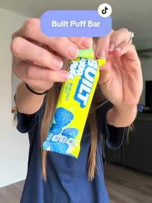 Sweet, sour, and packed with protein! 🍬💪 These Built Bars satisfy your candy cravings while giving you 16g of protein in every bar. #proteinbars #healthysnacks #builtbar #tiktokshop #snacksmart 